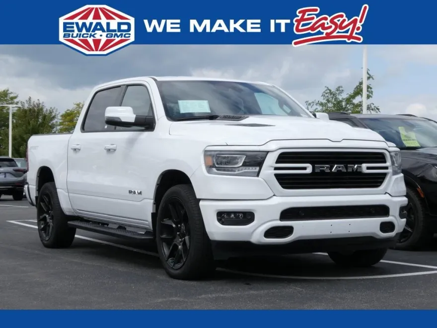 2023 Ram 1500 Laramie photo 1