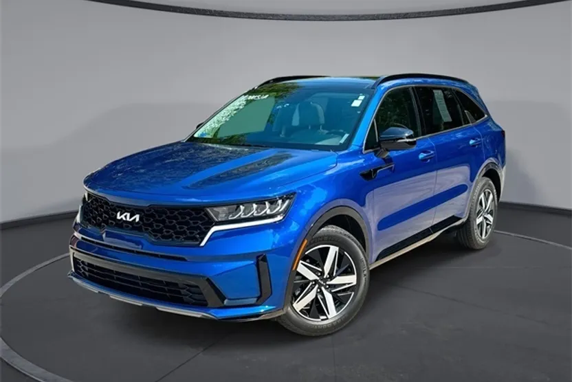 2023 Kia Sorento S photo 1