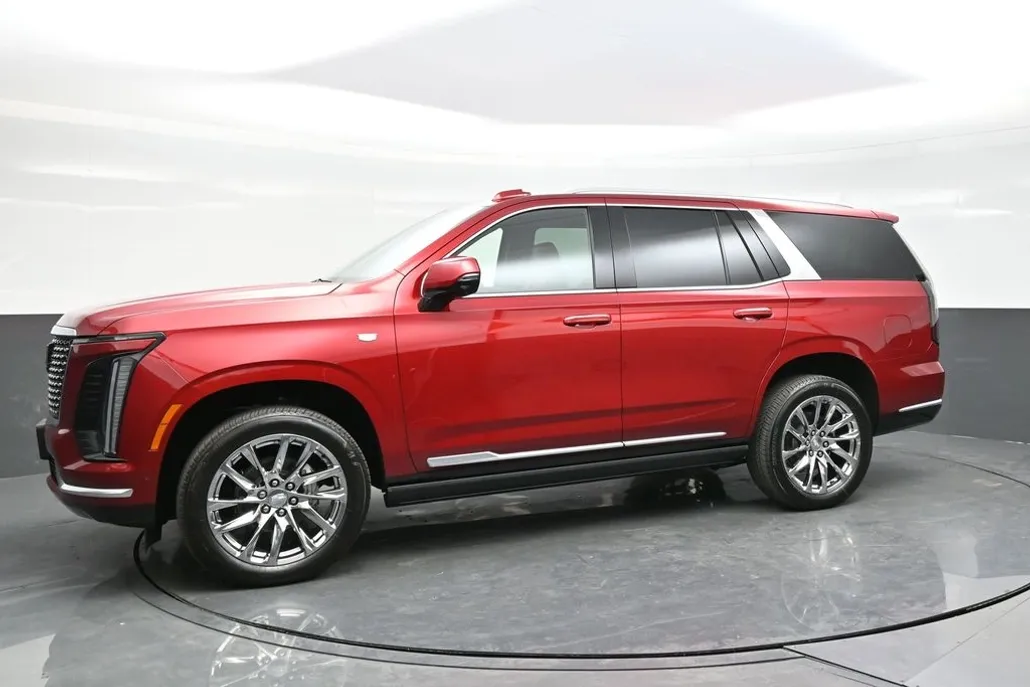 2025 Cadillac Escalade Premium Luxury photo 1