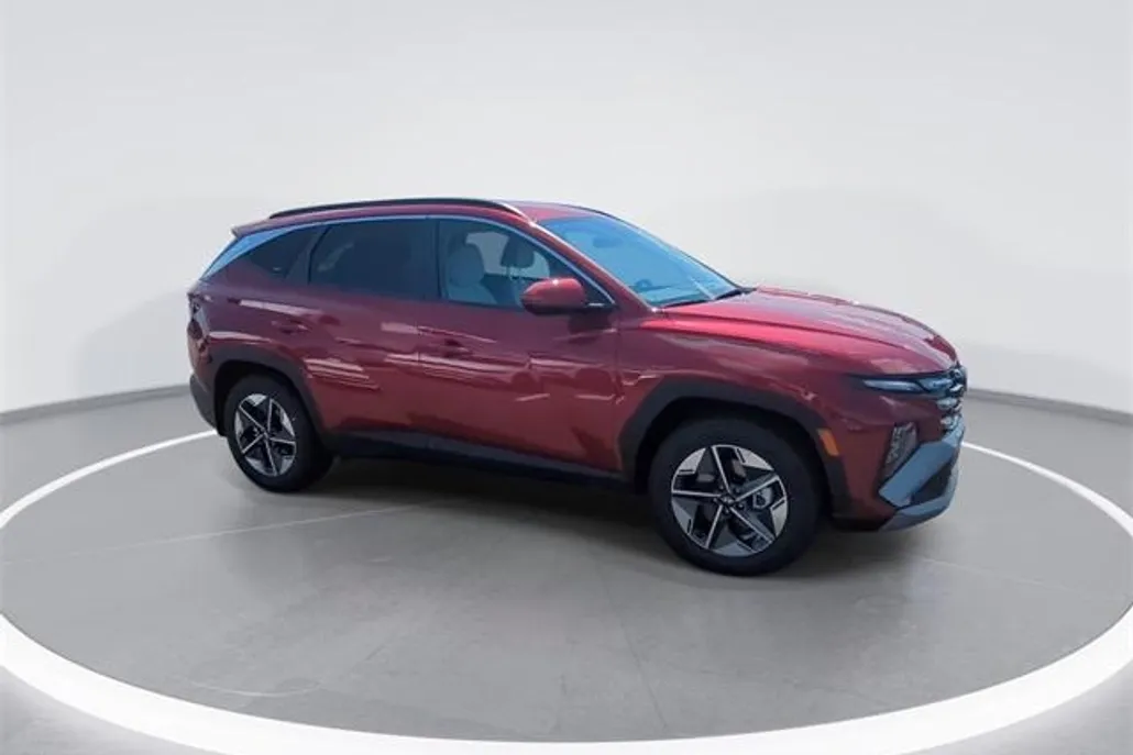 2026 Hyundai Tucson SEL photo 1