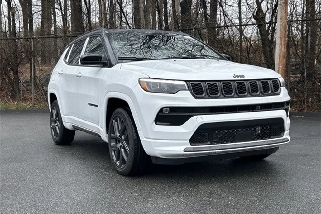 2025 Jeep Compass Limited photo 1
