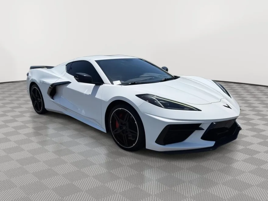 2022 Chevrolet Corvette 2LT photo 1