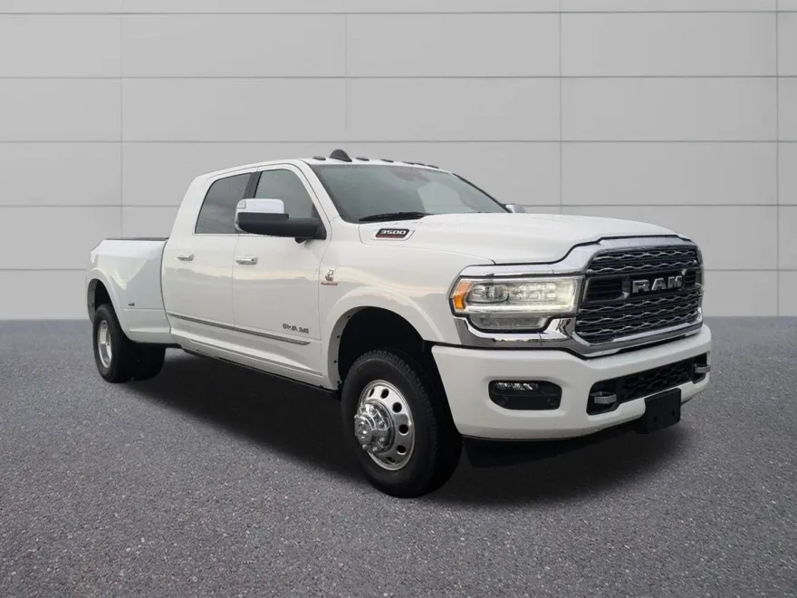 2022 Ram 3500 Limited photo 1