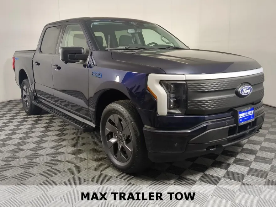 2024 Ford F-150 Lightning photo 1