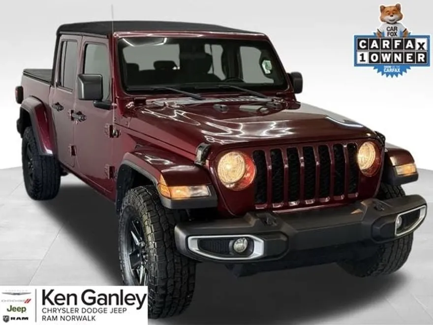 2021 Jeep Gladiator Sport photo 1