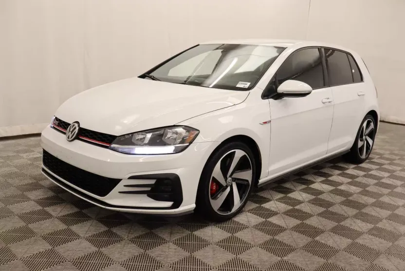 2020 Volkswagen Golf GTI S photo 1