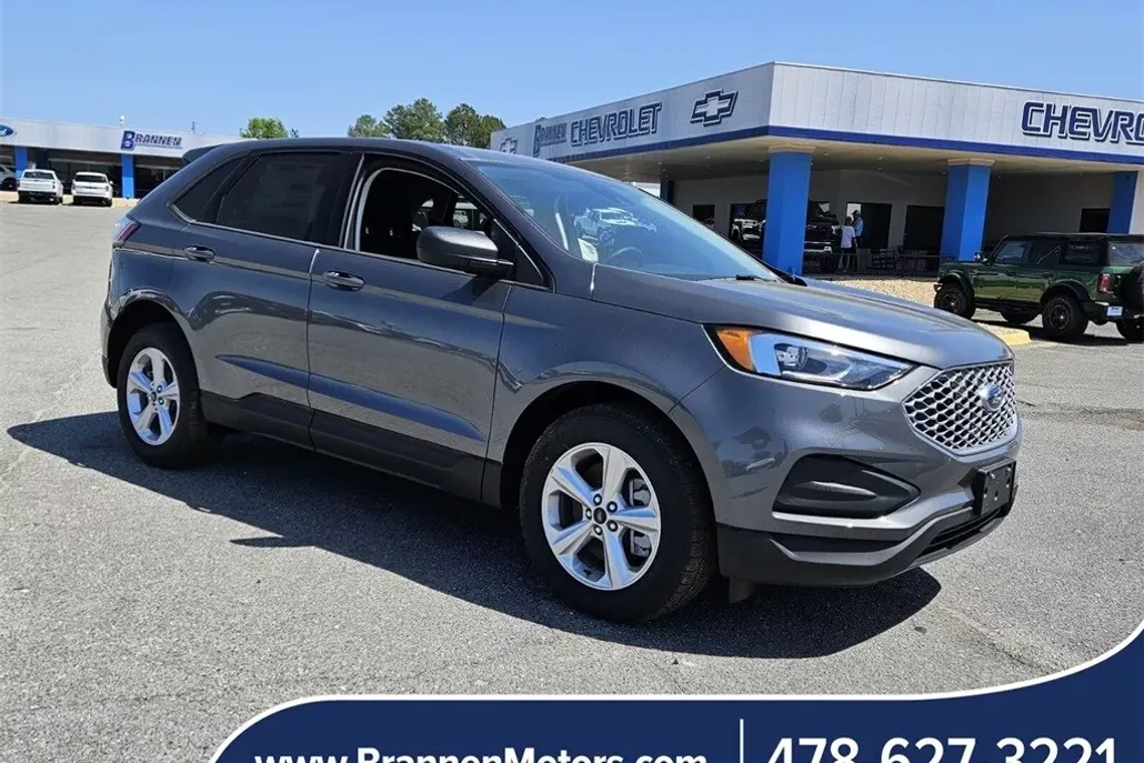 2024 Ford Edge SE photo 1