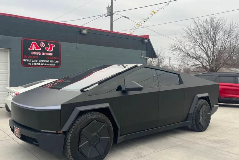 2024 Tesla Cybertruck Cyberbeast photo 1