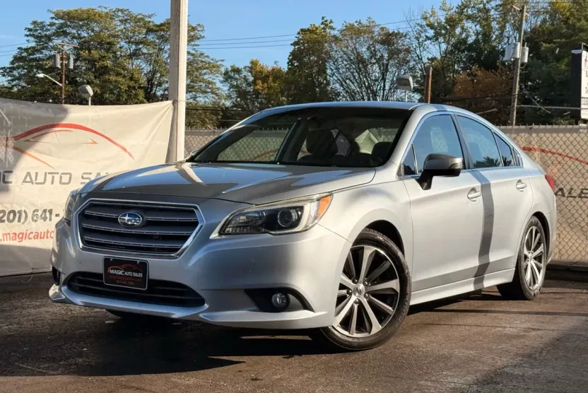 2015 Subaru Legacy Limited photo 1