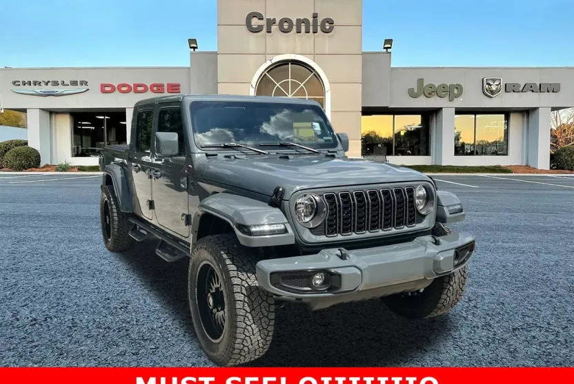 2025 Jeep Gladiator photo 1