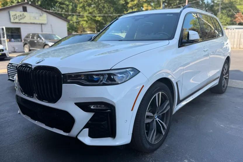 2021 Bmw X7 M50i photo 1