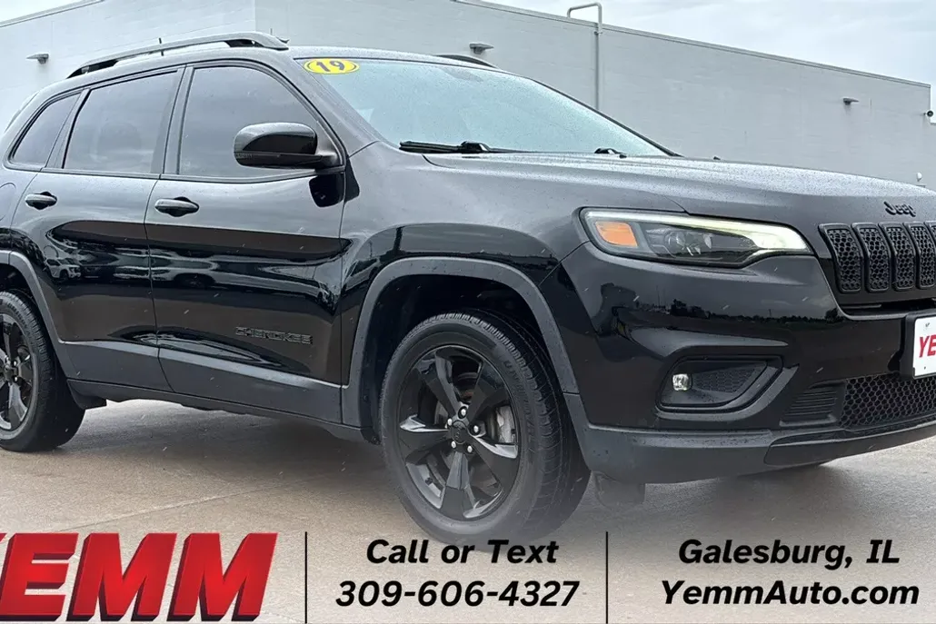 2019 Jeep Cherokee Latitude photo 1