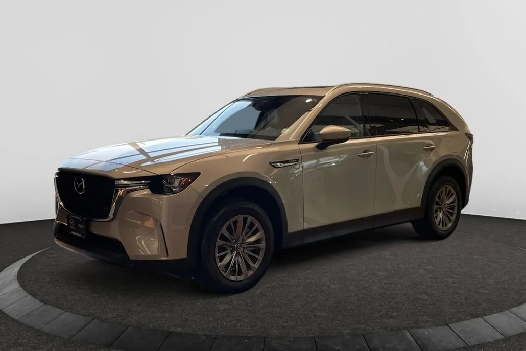 2025 Mazda CX-90 Preferred photo 1
