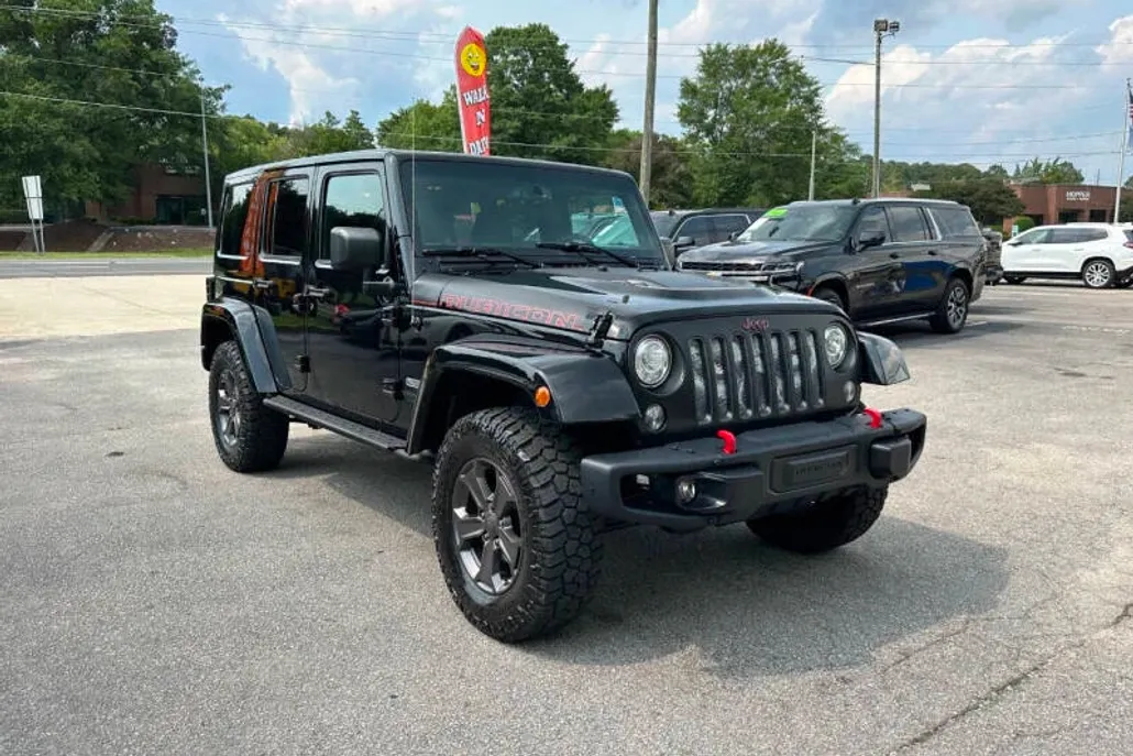 2017 Jeep Wrangler Unlimited Rubicon Recon photo 1