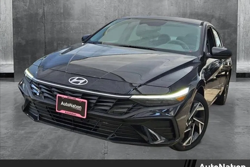 2025 Hyundai Elantra Hybrid SEL Sport photo 1
