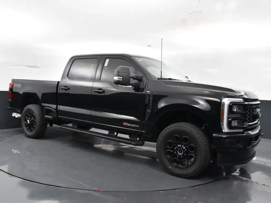 2025 Ford F-350 XLT photo 1