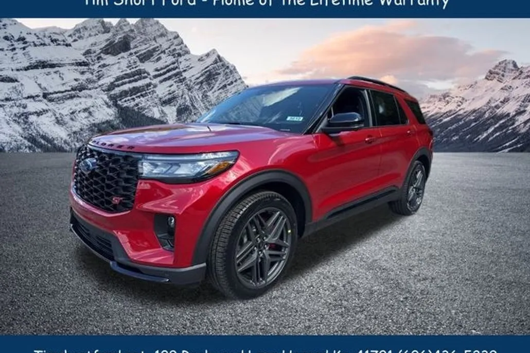 2025 Ford Explorer ST photo 1