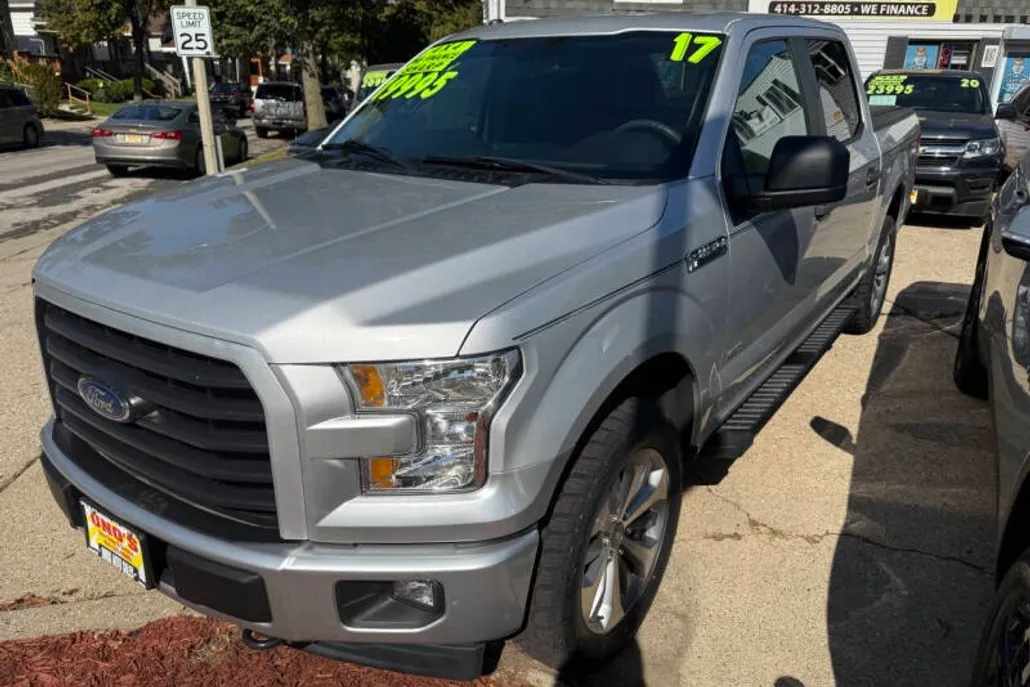 2017 Ford F-150 XLT photo 1