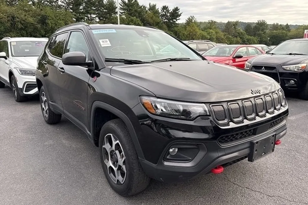 2022 Jeep Compass Trailhawk photo 1