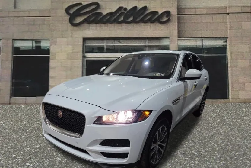 2020 Jaguar F-PACE Premium photo 1