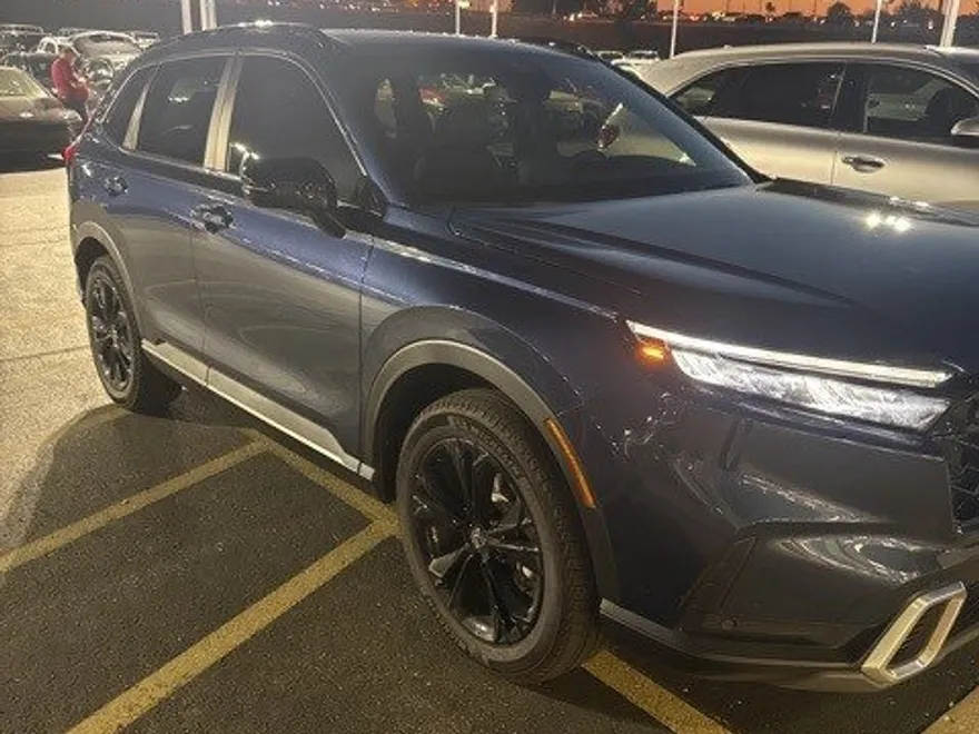 2024 Honda CR-V Hybrid Sport Touring photo 1