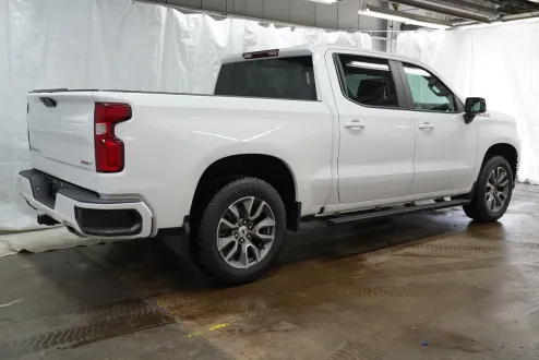 2022 Chevrolet Silverado 1500 RST photo 3