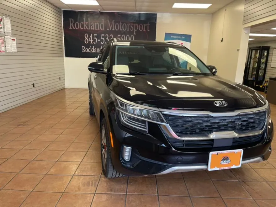 2021 Kia Seltos SX photo 1