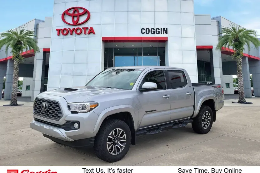 2023 Toyota Tacoma TRD Sport V6 photo 1