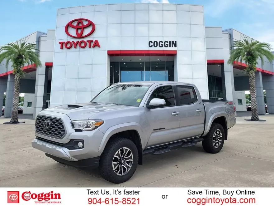 2023 Toyota Tacoma TRD Sport V6 photo 1