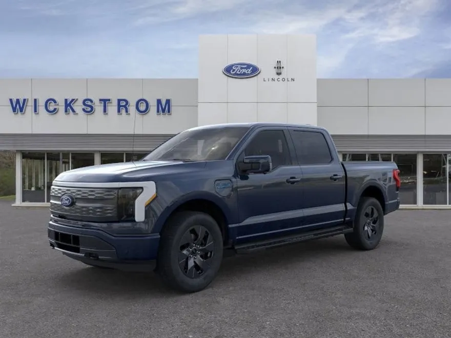 2025 Ford F-150 Lightning Lariat photo 1