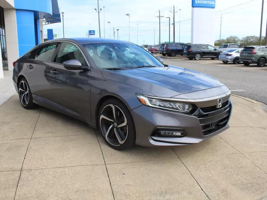 2019 Honda Accord Sport photo 1