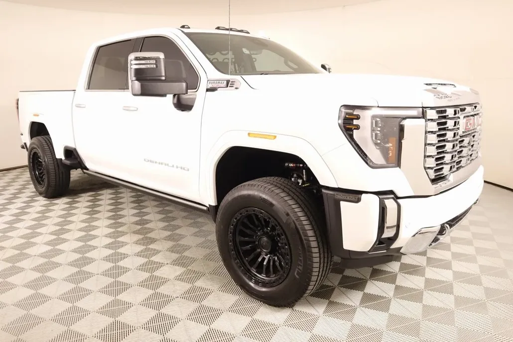 2024 Gmc Sierra HD Denali photo 1