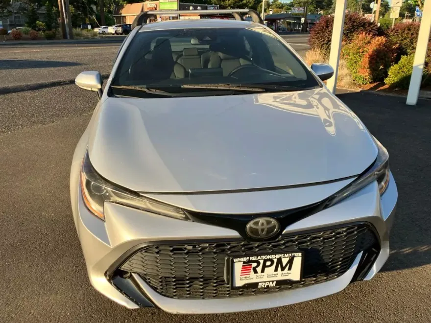 2019 Toyota Corolla SE photo 1