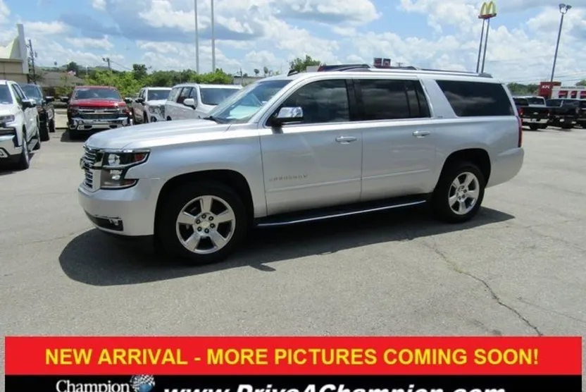 2015 Chevrolet Suburban LTZ photo 1