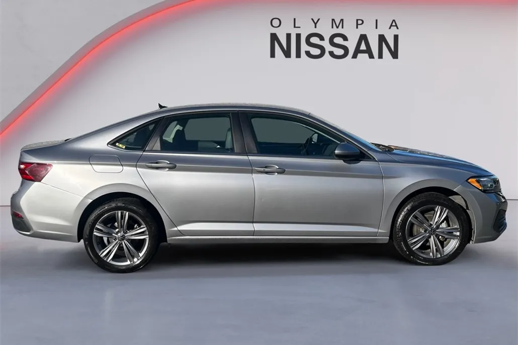 2024 Volkswagen Jetta 1.5T SE photo 1