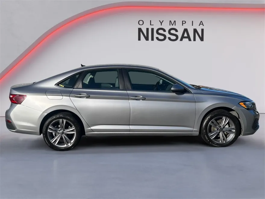 2024 Volkswagen Jetta 1.5T SE photo 1