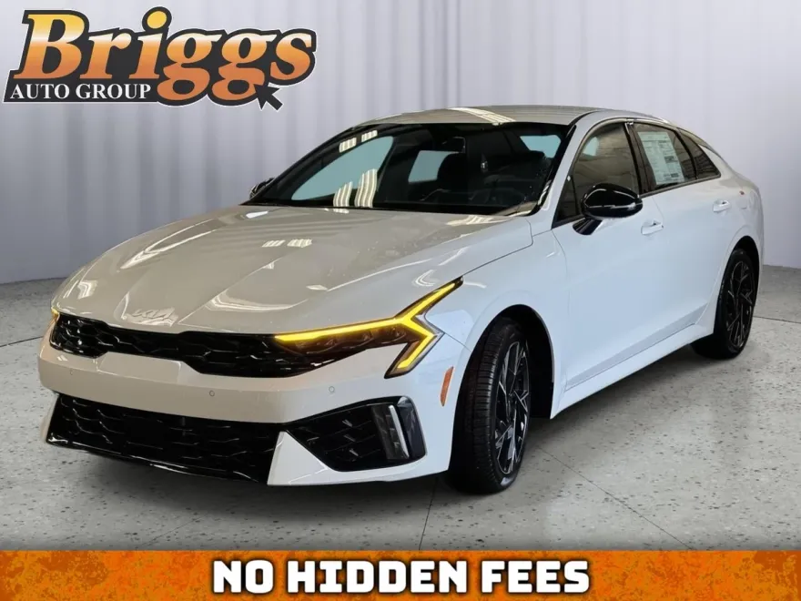 2026 Kia K5 GT-Line photo 1