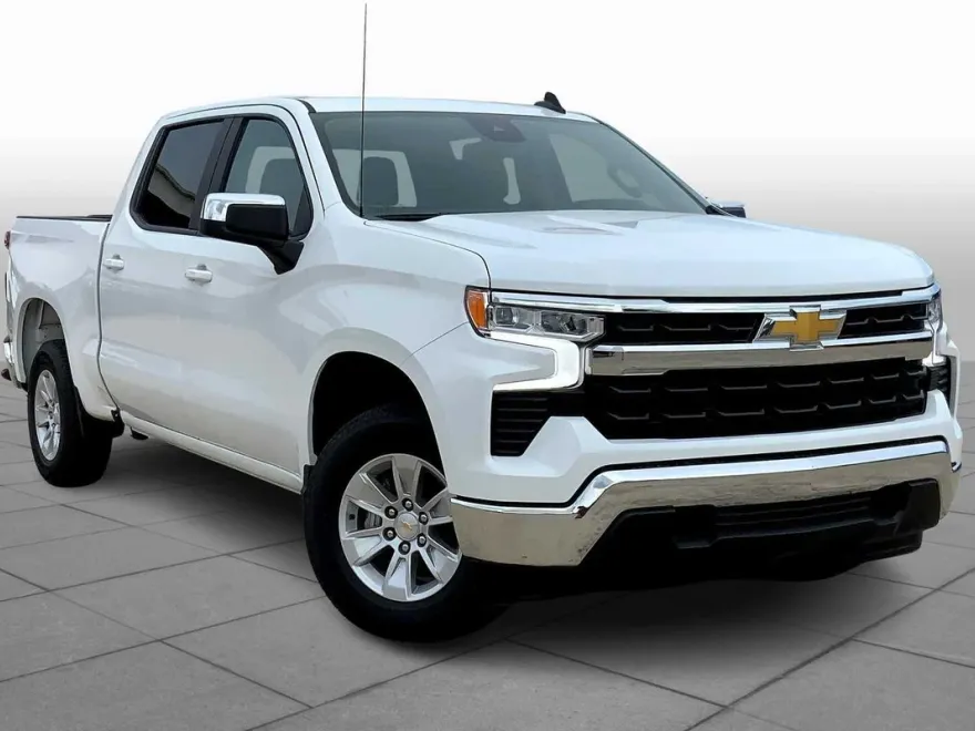 2025 Chevrolet Silverado 1500 LT photo 1