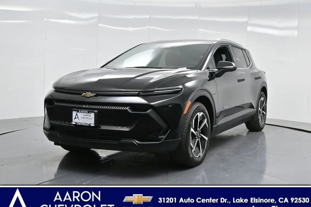 2026 Chevrolet Equinox EV 1LT photo 1