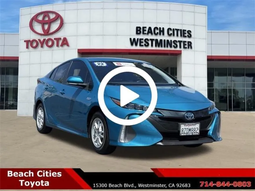 2022 Toyota Prius Prime LE photo 1