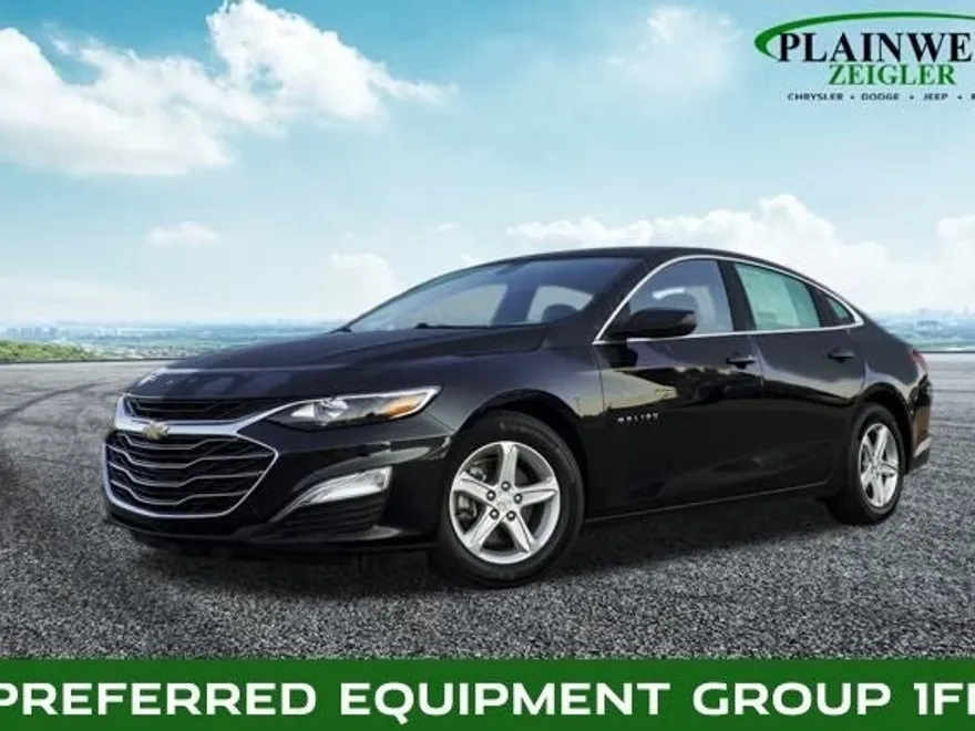 2022 Chevrolet Malibu LS photo 1