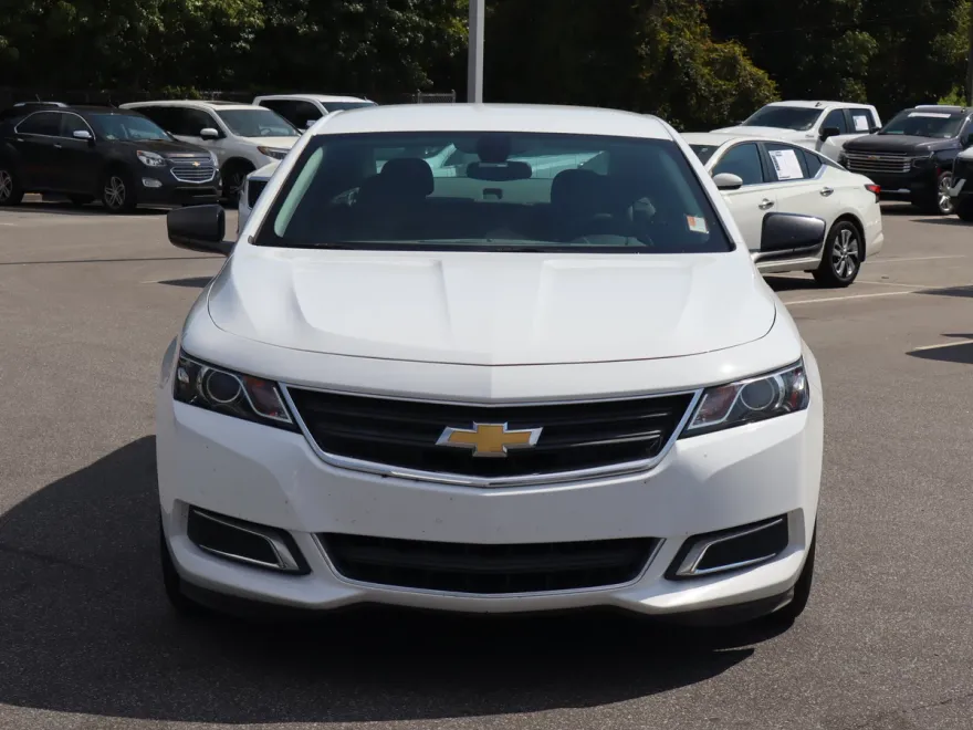 2018 Chevrolet Impala LS photo 1