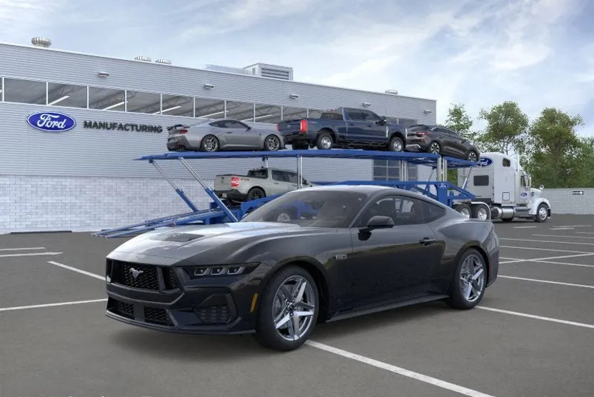2025 Ford Mustang GT photo 1