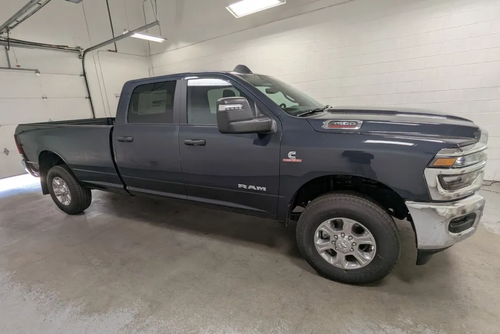 2025 Ram 3500 Big Horn photo 1