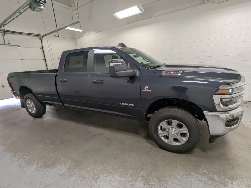 2025 Ram 3500 Big Horn photo 1