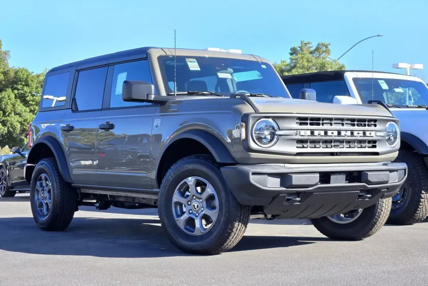 2025 Ford Bronco Big Bend photo 1