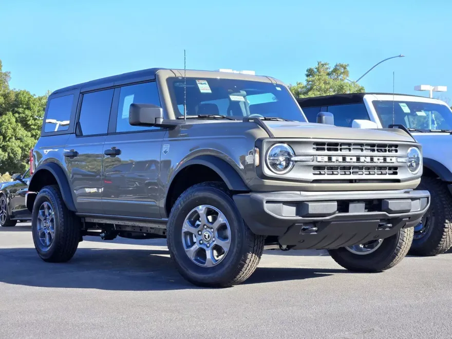 2025 Ford Bronco Big Bend photo 1