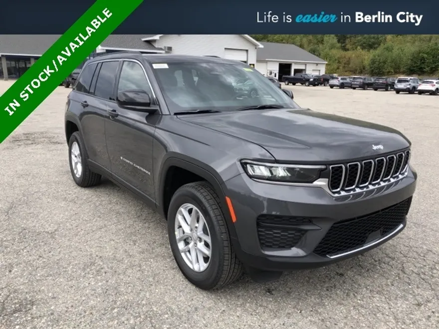 2025 Jeep Grand Cherokee Laredo X photo 1