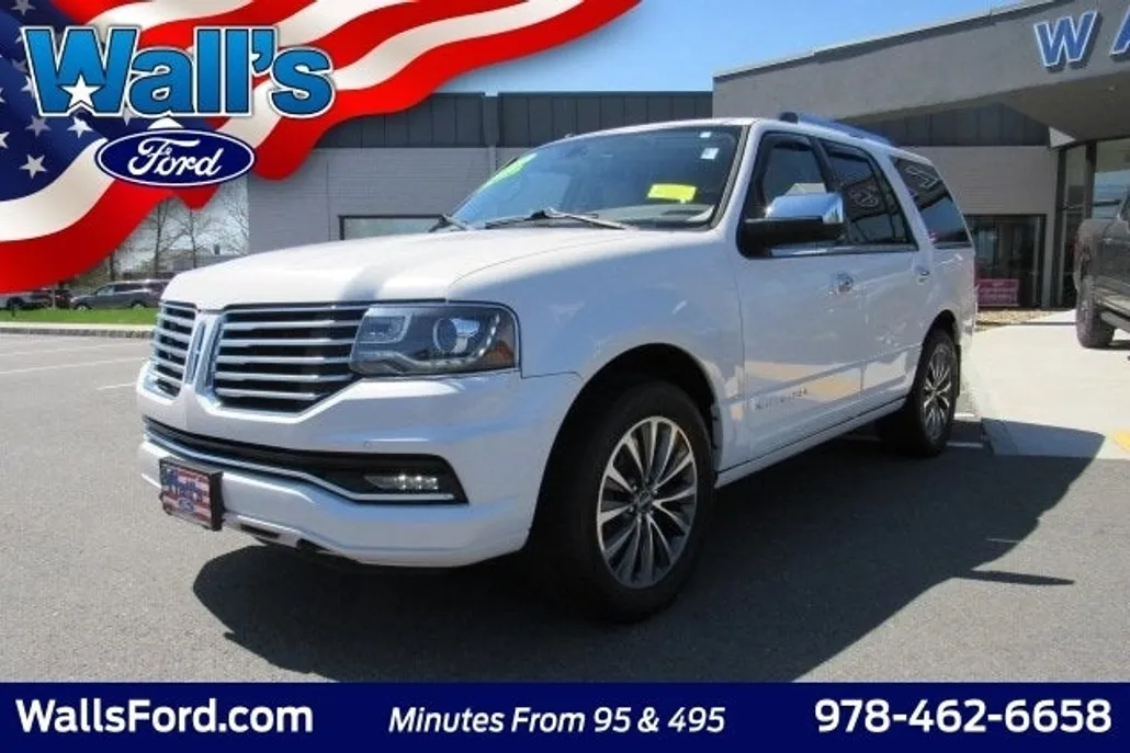 2017 Lincoln Navigator Select photo 1