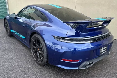 2025 Porsche 911 photo 3